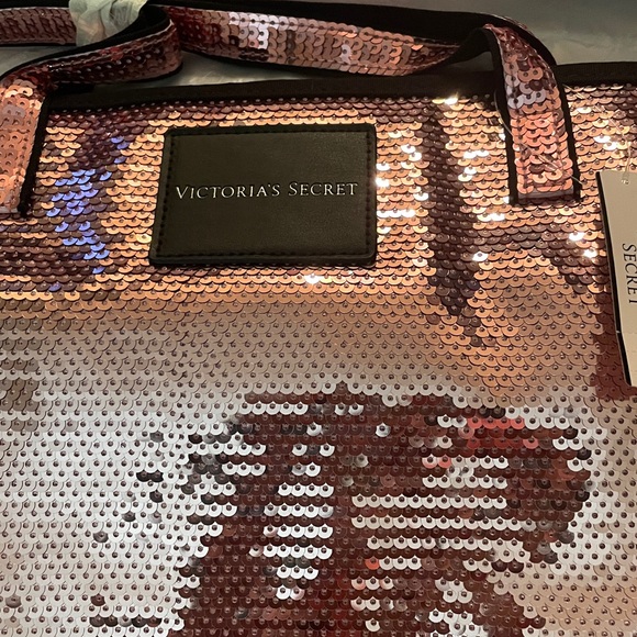 Victoria's Secret Shimmering Pink Sequin Tote bag BNIP - Picture 3 of 7